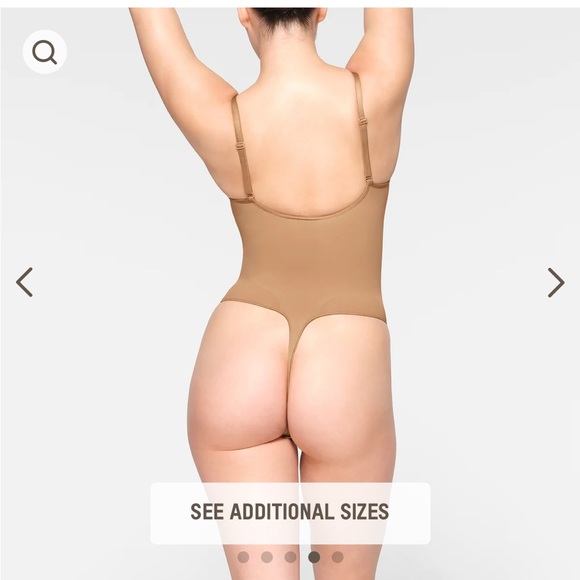 SKIMS SEAMLESS SCULPT THONG BODYSUIT - Picture 5 of 5